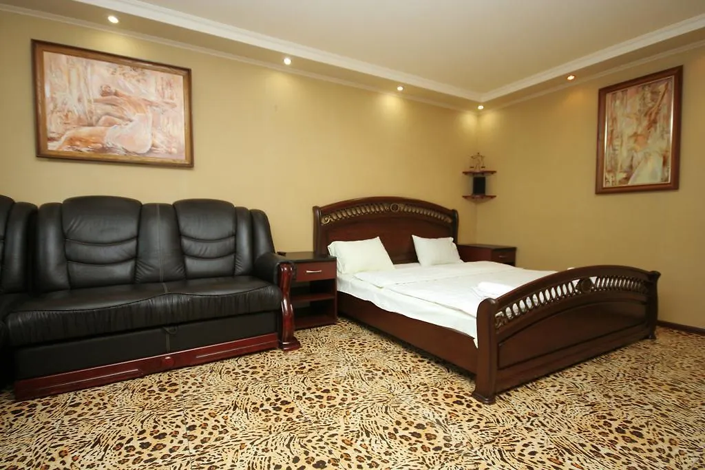 Pechersk Apartment In Kiev Center Ukraine